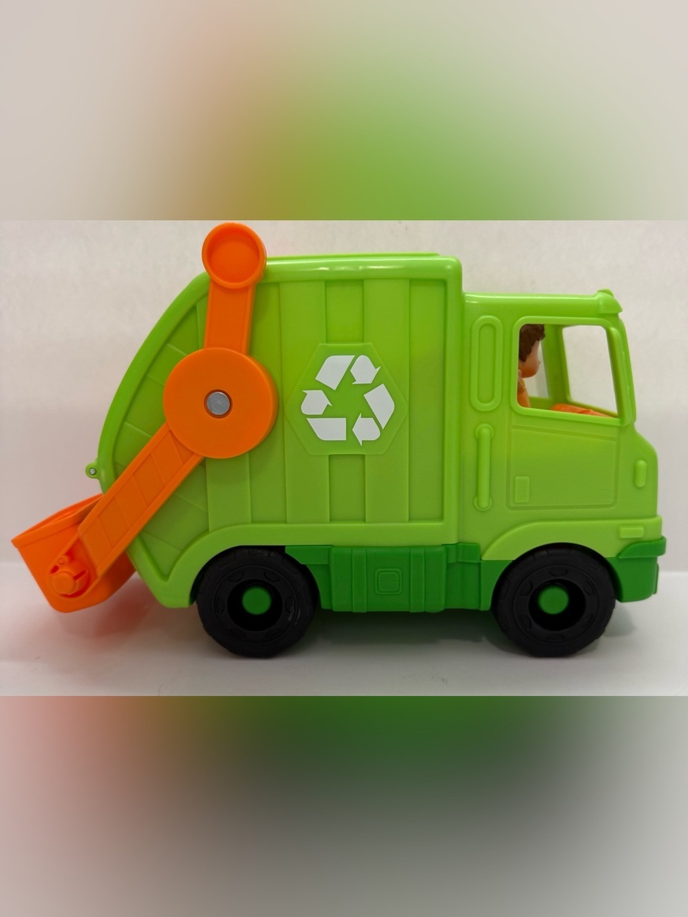 Fisher-Price Little People Musical Toy Recycling Truck Garbage Vehicle - Picture 6 of 9